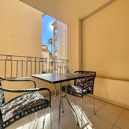 Lägenhet Vieux Port Two Bedroom A11 Cannes